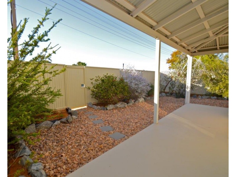 2/110 Brazil Street, Broken Hill NSW 2880