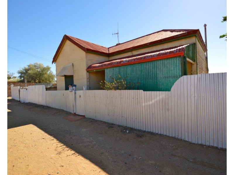 8 Garnet Street, Broken Hill NSW 2880
