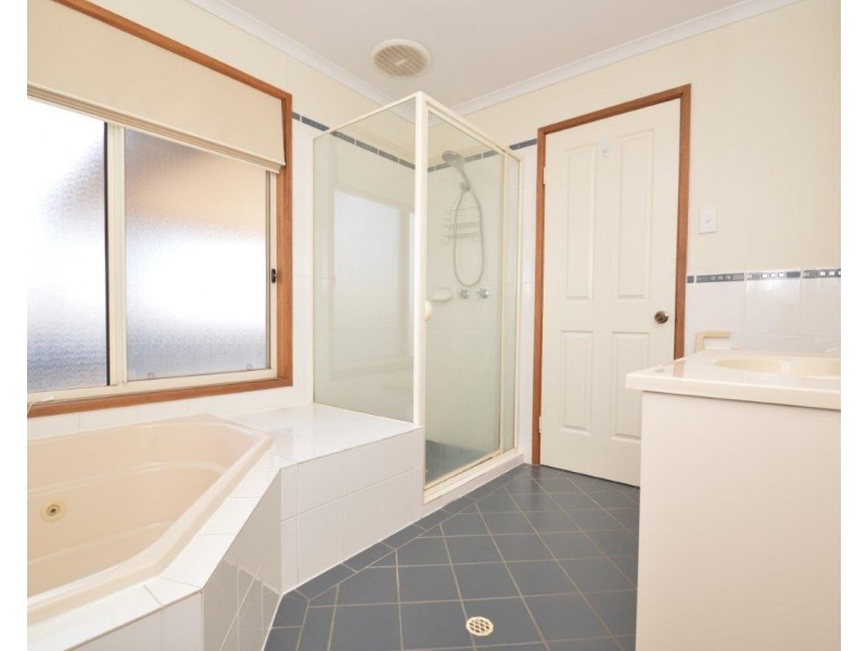 117 Newton Lane, Broken Hill NSW 2880