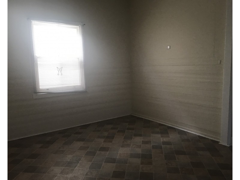 120 Piper Street, Broken Hill NSW 2880