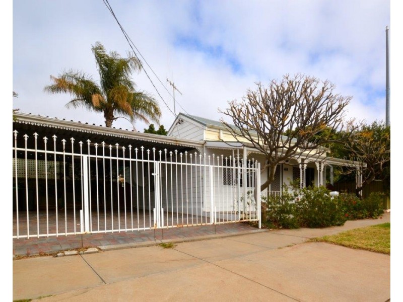 75 Garnet Street, Broken Hill NSW 2880