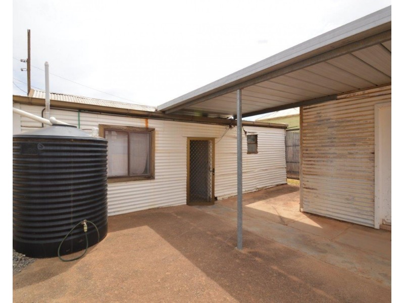 695 Beryl Street, Broken Hill NSW 2880
