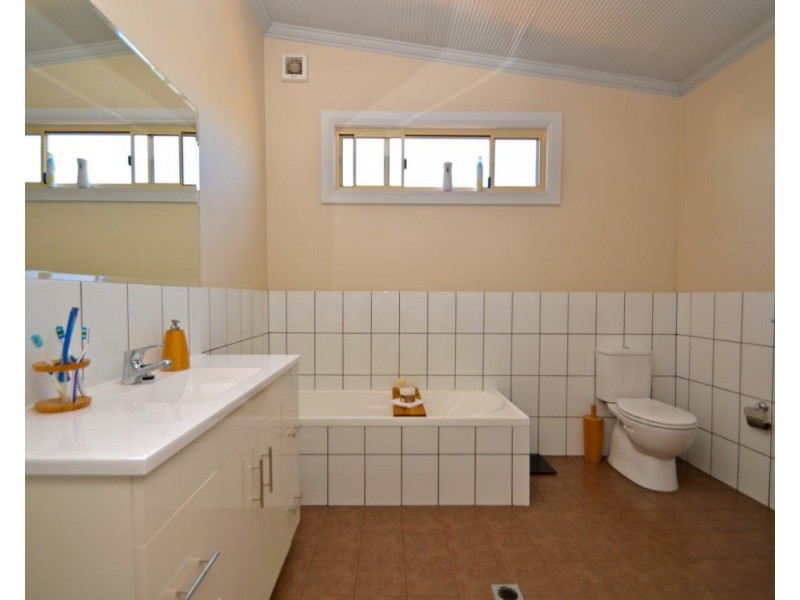 535  Lane Lane, Broken Hill NSW 2880