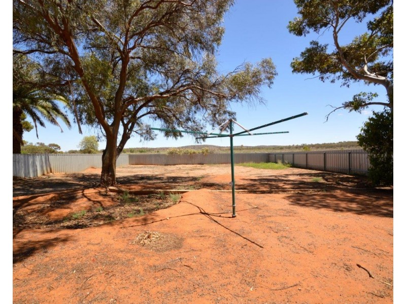 676 McGowen Street, Broken Hill NSW 2880