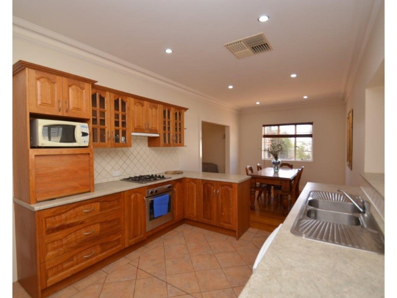 235 Buck Street, Broken Hill NSW 2880