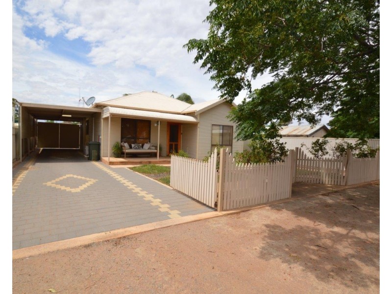 1 Railway Parade, Broken Hill NSW 2880