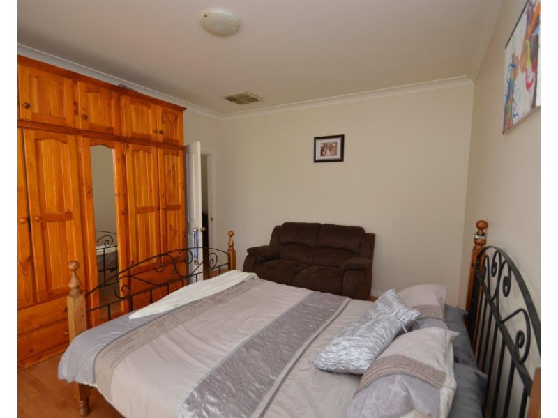 1 Railway Parade, Broken Hill NSW 2880