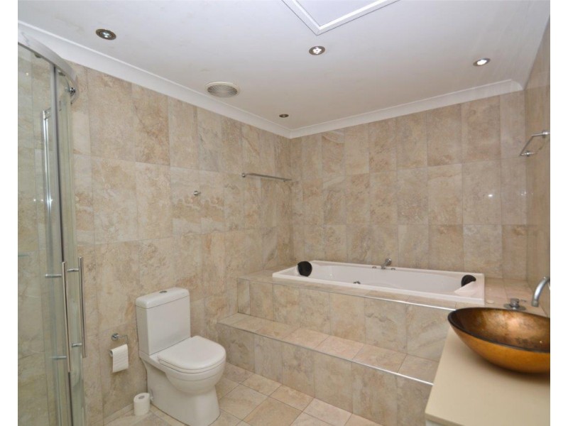 77 Eyre Street, Broken Hill NSW 2880