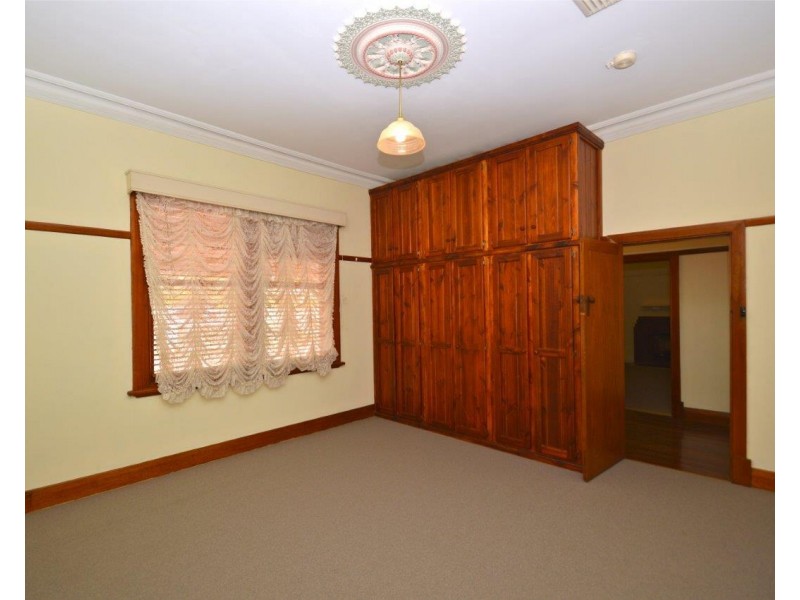 77 Eyre Street, Broken Hill NSW 2880