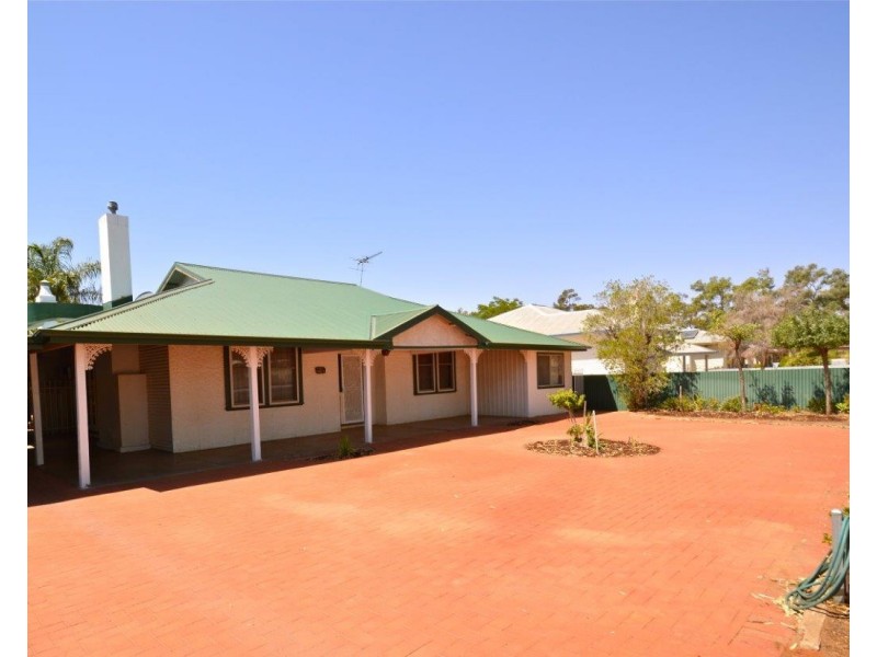 77 Eyre Street, Broken Hill NSW 2880