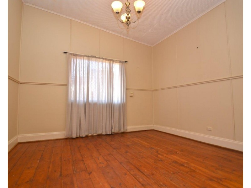 75 Creedon Street, Broken Hill NSW 2880