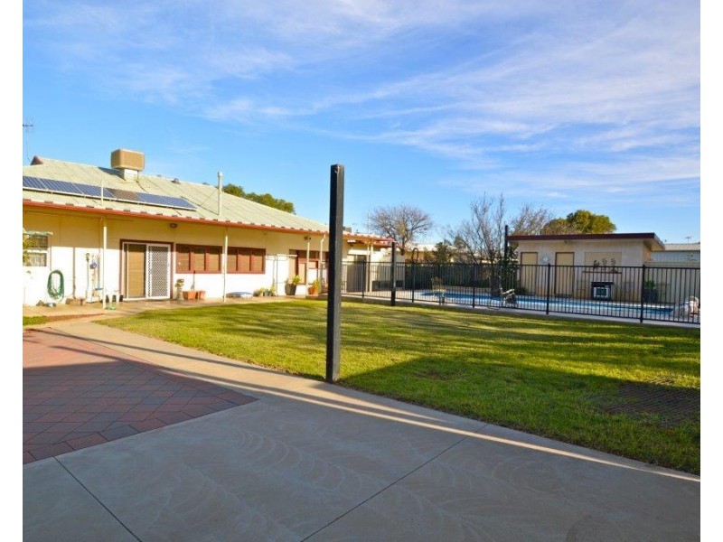 76  Wills Street, Broken Hill NSW 2880