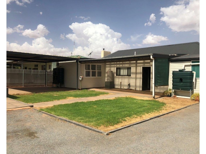 11 Racecourse Road, Broken Hill NSW 2880