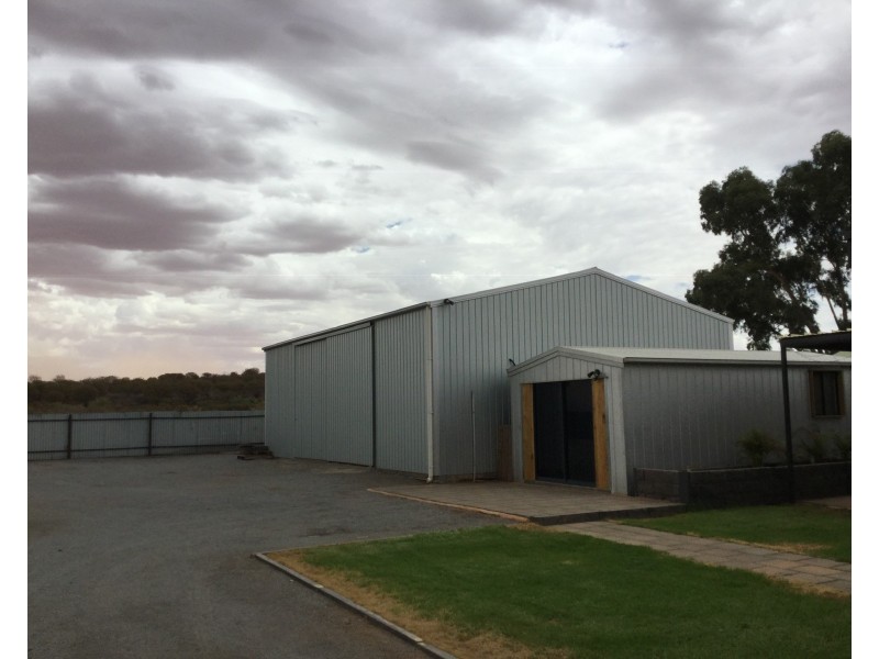 11 Racecourse Road, Broken Hill NSW 2880