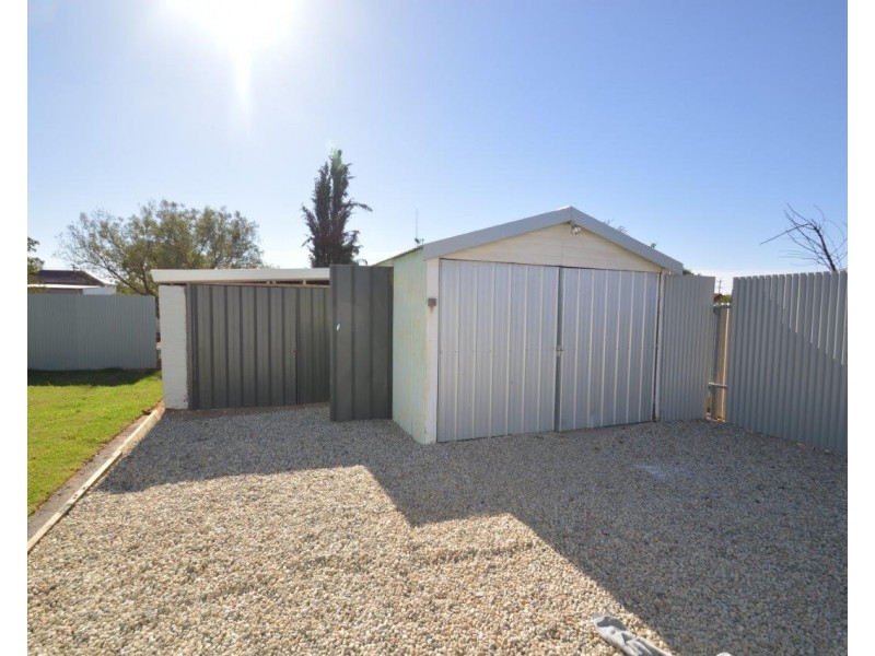 82 Ryan Street, Broken Hill NSW 2880
