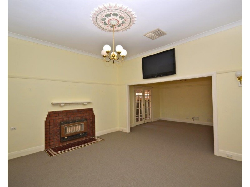 77 Eyre Street, Broken Hill NSW 2880