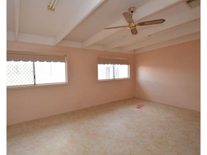 115 Gaffney Lane, Broken Hill NSW 2880