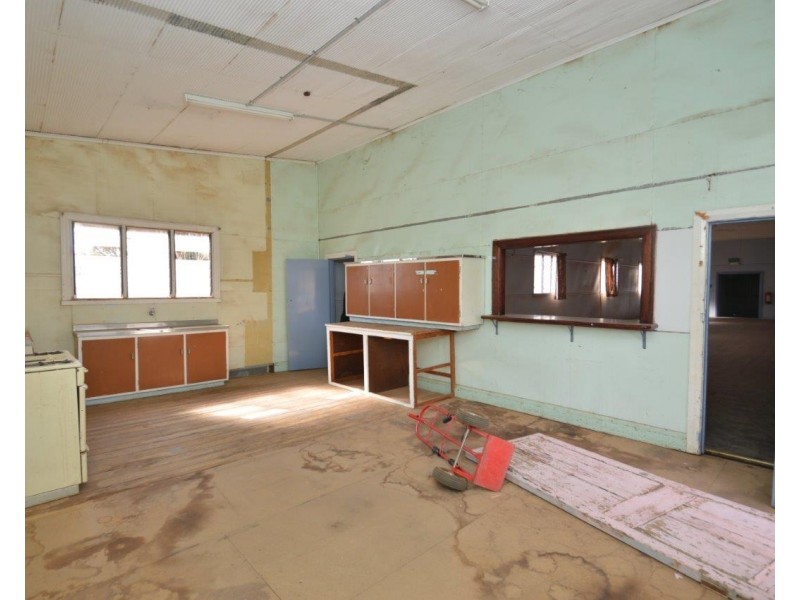 128-130 Thomas Street, Broken Hill NSW 2880