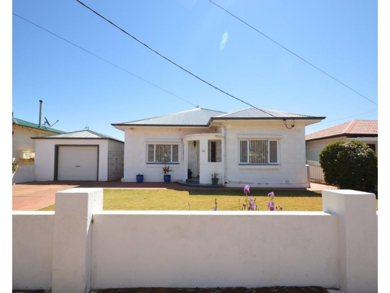 594 Fisher Street, Broken Hill NSW 2880