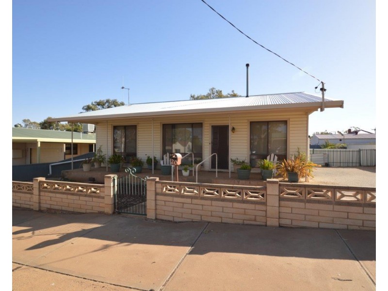 20 Nicholls Street, Broken Hill NSW 2880
