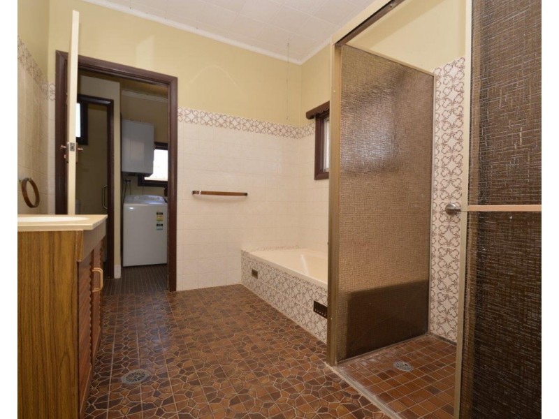20 Nicholls Street, Broken Hill NSW 2880