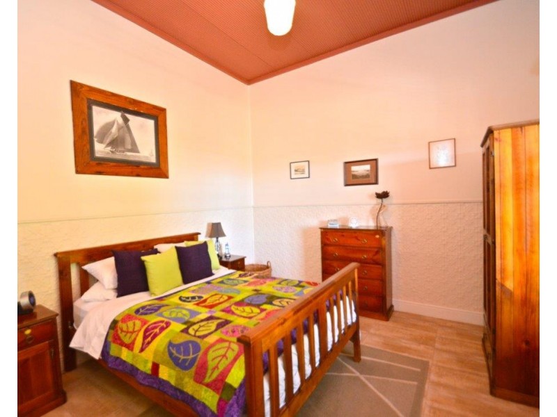113 Nicholls Street, Broken Hill NSW 2880
