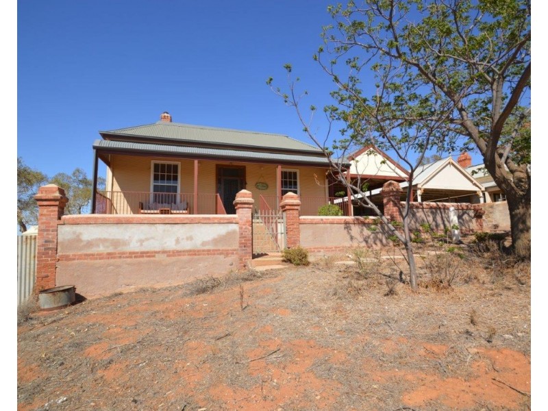 113 Nicholls Street, Broken Hill NSW 2880