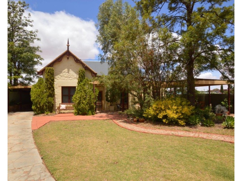 331 Cummins Street, Broken Hill NSW 2880