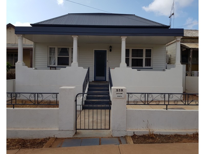 239 Mica Street, Broken Hill NSW 2880