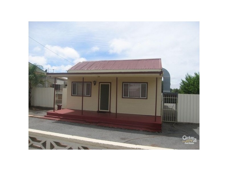 261 PIPER STREET, Broken Hill NSW 2880