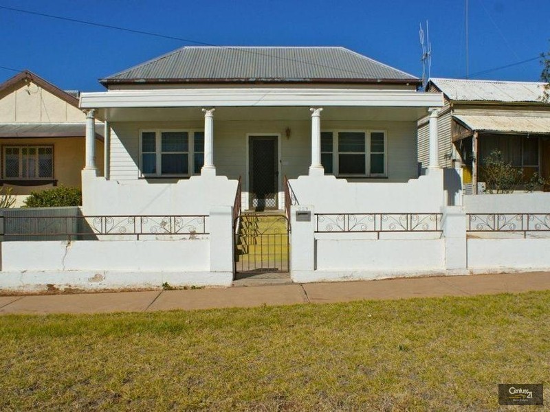 239  Mica Street, Broken Hill NSW 2880