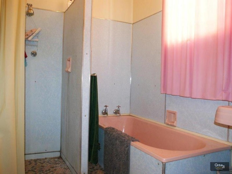 239  Mica Street, Broken Hill NSW 2880