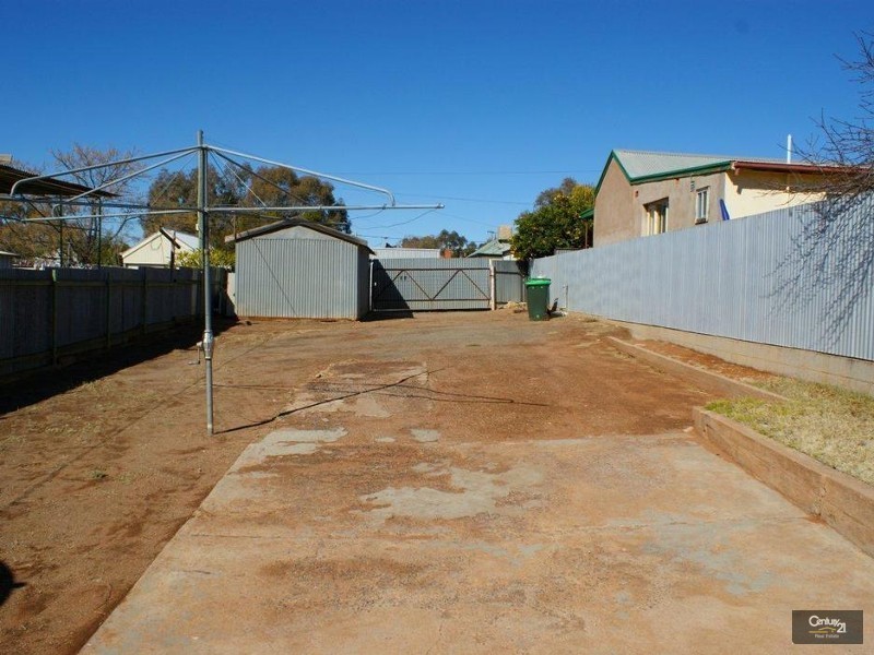 239  Mica Street, Broken Hill NSW 2880