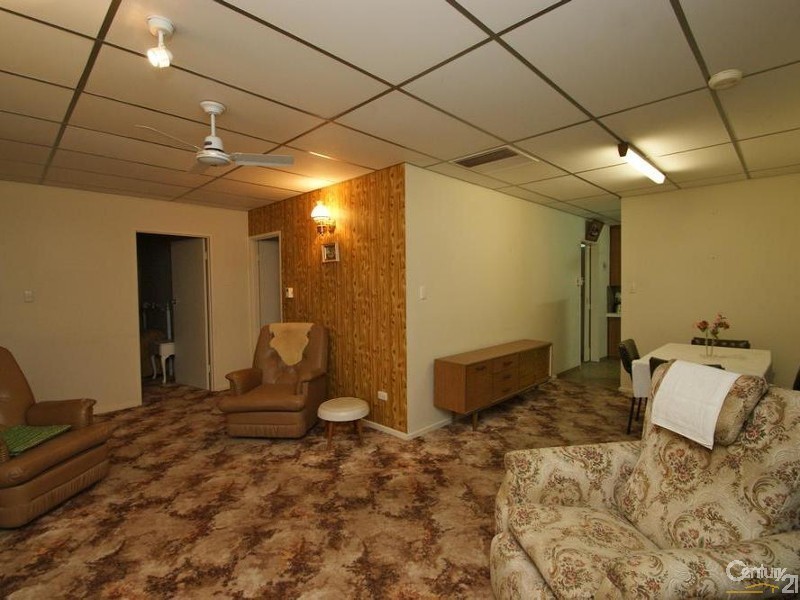 100 Kaolin Street, Broken Hill NSW 2880