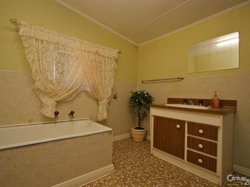 124 Gaffney Street, Broken Hill NSW 2880