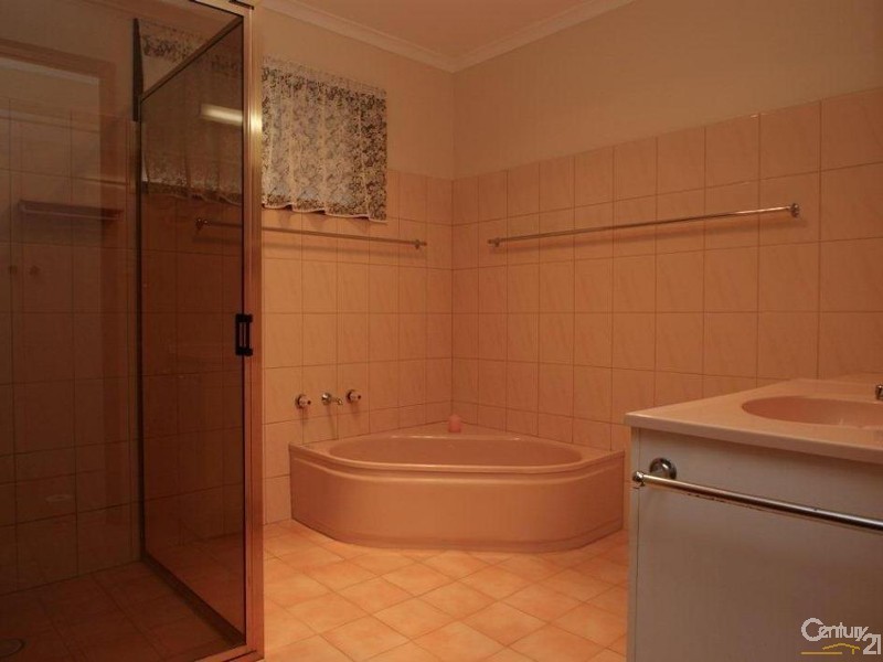 115 Pell Lane, Broken Hill NSW 2880