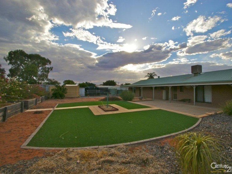 115 Pell Lane, Broken Hill NSW 2880