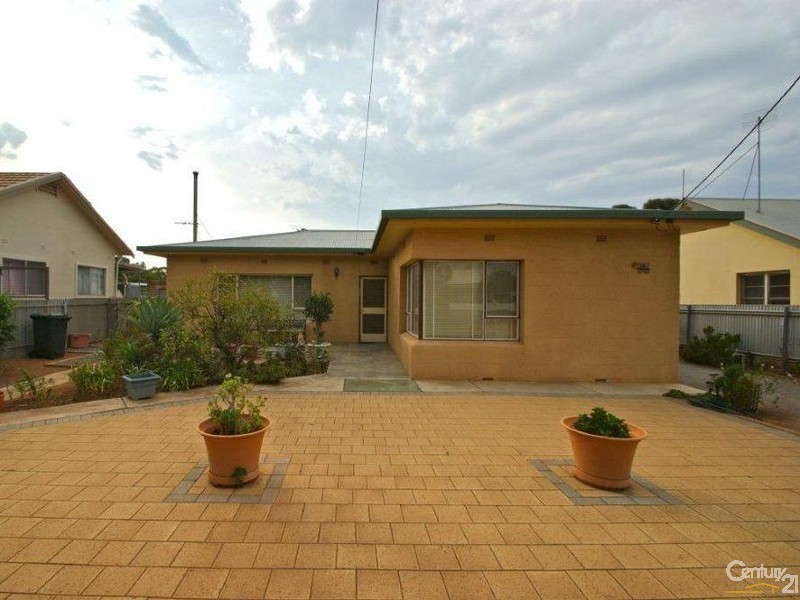 582 Fisher Street, Broken Hill NSW 2880