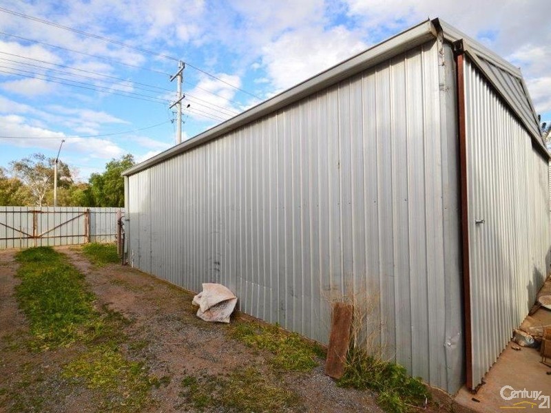 77 Graphite Street, Broken Hill NSW 2880