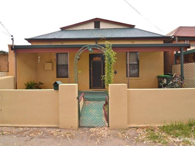 102 Piper Street, Broken Hill NSW 2880