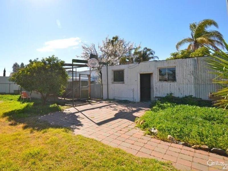 104 Clarke Street, Broken Hill NSW 2880