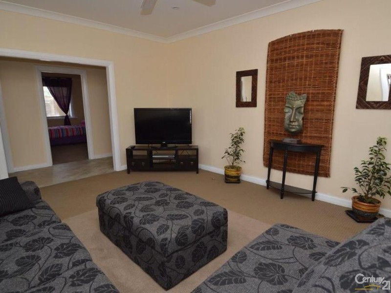 147 Knox Lane, Broken Hill NSW 2880