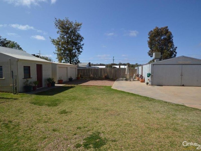 147 Knox Lane, Broken Hill NSW 2880