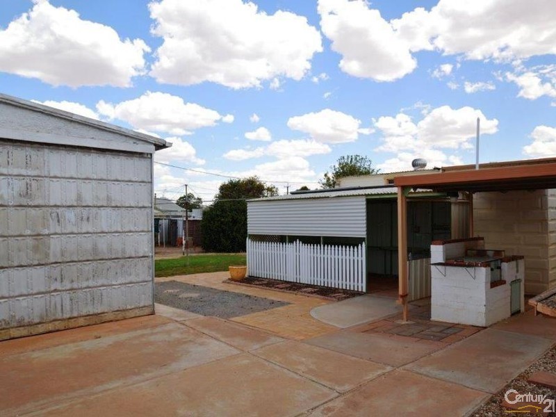 141 Knox Lane, Broken Hill NSW 2880