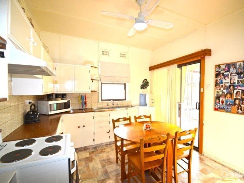 10  Casuarina Ave, Broken Hill NSW 2880
