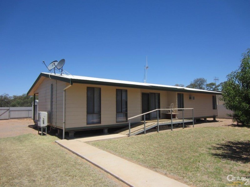 53 Yartla Street, Menindee NSW 2879
