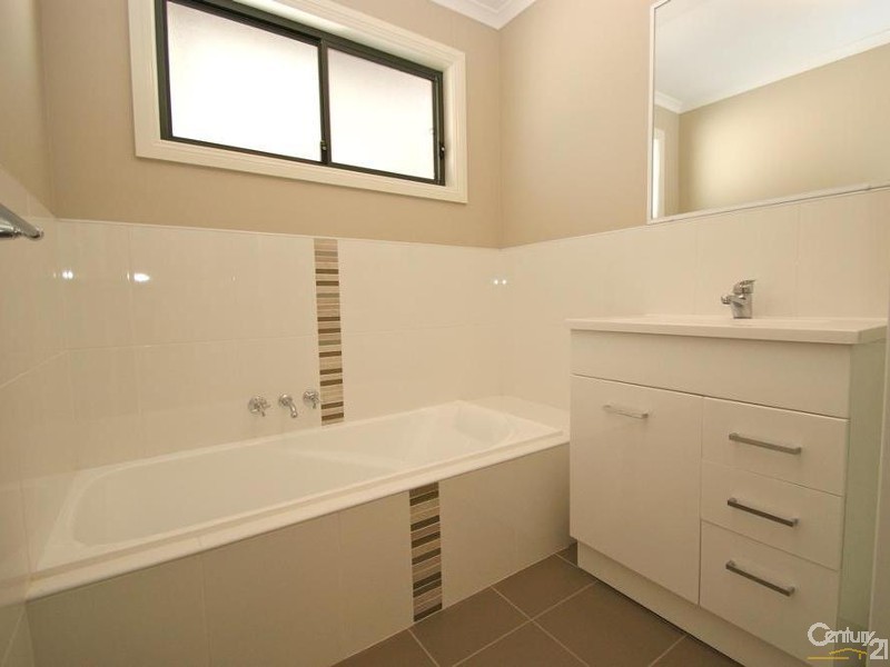 24 South Street Unit 1 & 2, Broken Hill NSW 2880