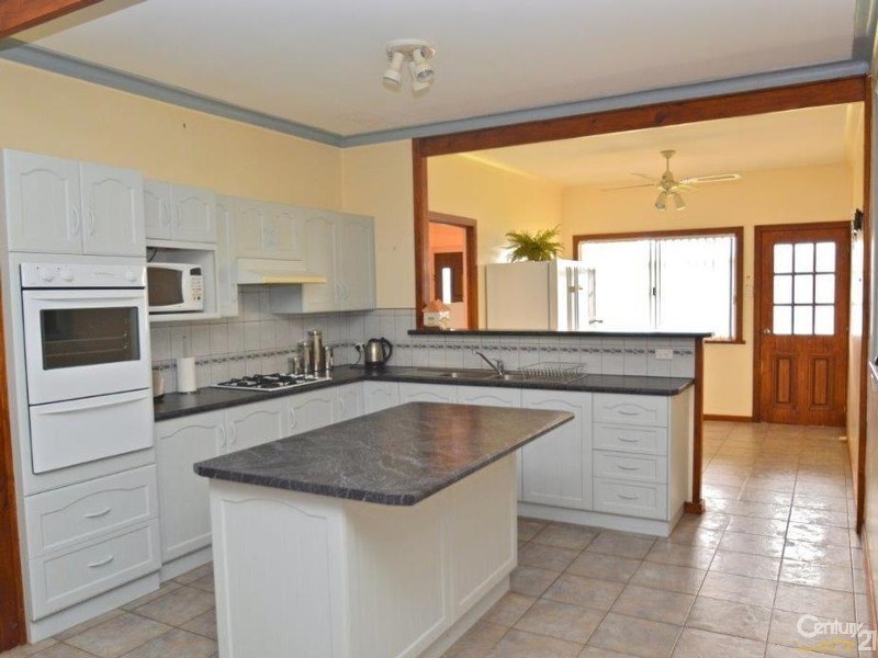 7 Albert Morris Ave, Broken Hill NSW 2880