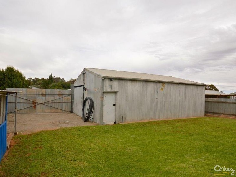 7 Albert Morris Ave, Broken Hill NSW 2880