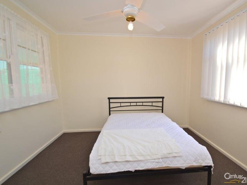 11 Racecourse Road, Broken Hill NSW 2880